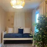 Luxurious Andersonville Oasis