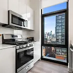 Avra Stylish Apartments Prime West Loop Location Near Union Park