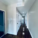 Harmony Near The Lake, Modern 3 Bed 2 Bath