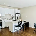Harmony Near The Lake, Modern 3 Bed 2 Bath