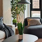Luxury 3 Bed 3 Bath High Rise With Gym & Amenities