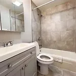 Apartment Modern 1br Free Parking Spot Chicago