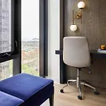 Hotel Arlo