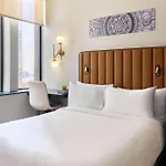 Arlo Chicago