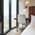 Arlo 4*