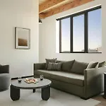 Aparthotel Sonder By Marriott Bonvoy Market Hall West Loop 4*