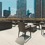 Apartment Blueground River North Pool Wd Nr Mile Chi-1202