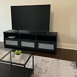 Modern 2Br Haven In Chicago - Cullom C1