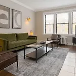 Relaxing Lakeview Escape 2Br Apartment - Roscoe 35-2N
