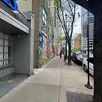 Modern, Central Location, Free Coffee And Tea