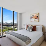 Foundry Unmatched Skyline Views At Lincoln Park