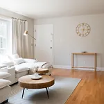 2Br Near Ohare And Transit Newly Furnished Modern