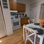 3 Bedroomin The Medical Center