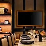 The Talbott, Autograph Collection Hotel