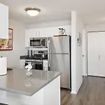 The Penthouse At Grand Plaza Chicago