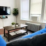Sunlit Studio With City Charm - Lunt Studio Rep