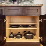 The Bucklogan Nest | Sleeps 6 | Walk To Blue Line