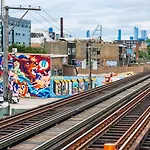 The Bucklogan Nest | Sleeps 6 | Walk To Blue Line
