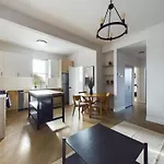 Zen Escape-Chicago\'S Urban Oasis