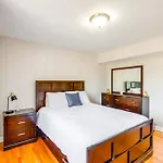 Chicago Vacation Rental Apartment Near Parks!