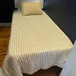 Cozy 2 Bedroom 1 Ba Flat Just 10 Mins From Downtown * Chicago