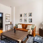 Apartment Cozy 2 Bedroom 1 Ba Flat Just 10 Mins From Downtown *