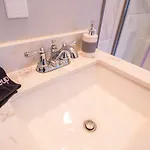Apartment 3bd 3ba Bronzeville Beauty