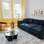 Modern 4Br Unit With Free Parking Near University Of Illinois Chicago And Medical District