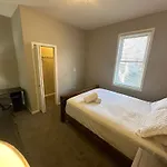 Wonderful Close To Downtown - Free Parking *