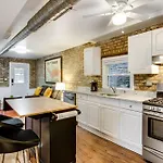 Wicker Park 6Bd 4Ba, Steps From Cta, Parking Incl Home