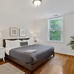 Newly Updated Vintage 6 Bedroom Single Family Home * Chicago