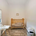 Cozy 4Br Home With Crib & Games Nearby Sights