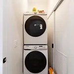 New 3Bed 2Bath Condo With Parking By United Center