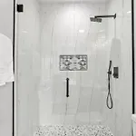 Luxhome 8 Mins Downtown Apartment *