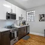 Spacious 4Br Retreat - Chase E1