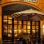 The Talbott, Autograph Collection 4* Chicago