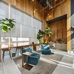 Hotel Sentral Michigan Avenue 3*