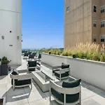 Sentral Michigan Avenue