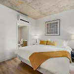 Corporate-friendly 4br Stylish & Hotel *