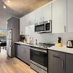 Corporate-friendly 4br Stylish & *