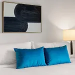 Hotel Corporate-friendly 4br Stylish &