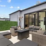 River North Private Deck With In And Out Parking