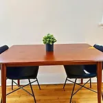 Homey Vibes Furnished 1Br Apt - Wlawn 2W