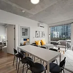 4br Modern Gem Sleek Bright & Hotel *