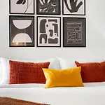 4br Modern Gem Sleek Bright & * Chicago