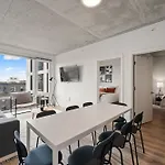 4br Modern Gem Sleek Bright & Chicago
