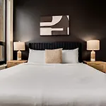 Boulevard 5 Mins To Riverwalk & Mag Mile 03 Apartment *