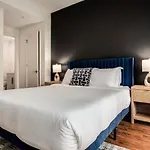 Boulevard 5 Mins To Riverwalk & Mag Mile 03 Apartment *