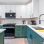 Modern 2Br Apartment With Free Parking In Avondale