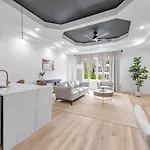 Spacious 3bdr Luxury Penthouse Apartment Chicago